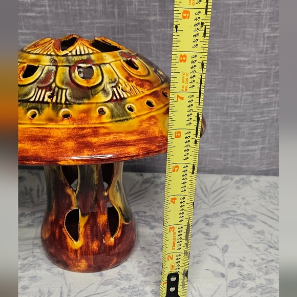 MUSHROOM - Picture 9 of 13